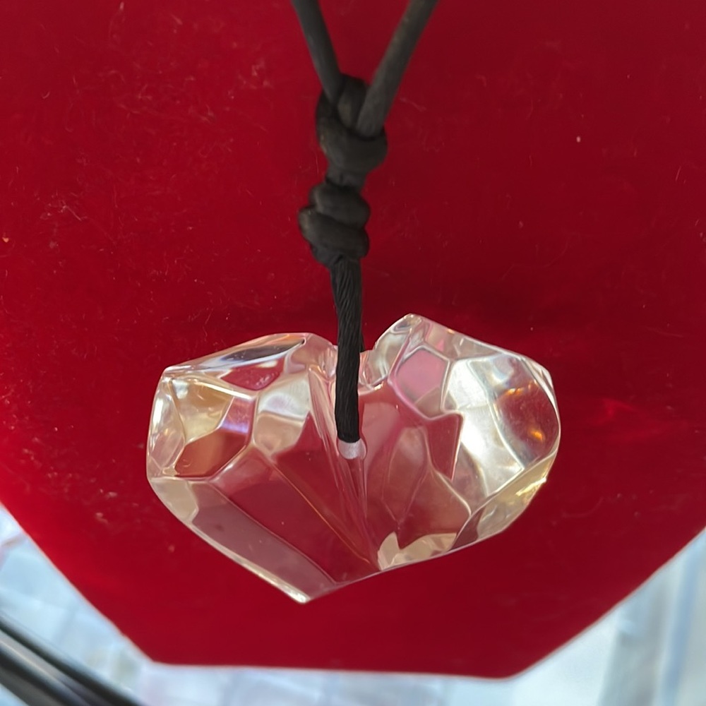 ❤️ DESIGNER SIGNED FUNKY LUCITE PENDANT HEART NECKLACE